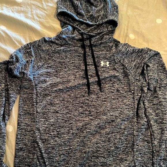 Under Armour Pull Over - Picture 1 of 2